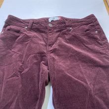 Load image into Gallery viewer, Cabi corduroy jeans12
