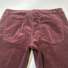 Load image into Gallery viewer, Cabi corduroy jeans12
