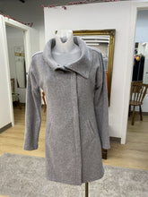 Load image into Gallery viewer, Roots long cardi S
