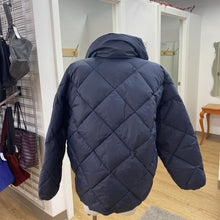 Load image into Gallery viewer, Hudson North quilted coat L
