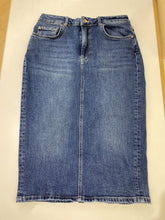 Load image into Gallery viewer, Pilcro Denim Skirt 6
