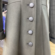 Load image into Gallery viewer, Vaute Couture Made in NYC winter coat S
