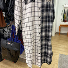 Load image into Gallery viewer, Steve Madden plaid dress S
