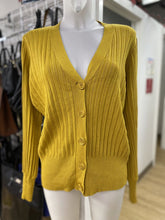 Load image into Gallery viewer, Cyrus knit light sweater L
