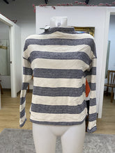 Load image into Gallery viewer, eri + ali striped top XS
