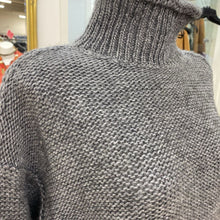 Load image into Gallery viewer, Anthropologie cropped sweater XS
