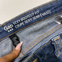 Load image into Gallery viewer, Gap sexy boot cut jeans 4
