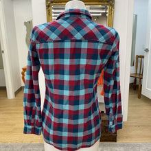 Load image into Gallery viewer, Royal Robbins plaid shirt S
