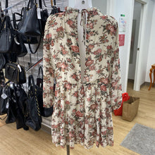 Load image into Gallery viewer, Wilfred floral dress XS
