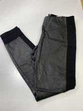 Load image into Gallery viewer, J Crew the gigi pant 4
