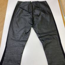 Load image into Gallery viewer, J Crew the gigi pant 4
