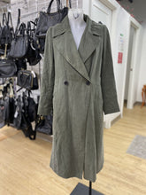 Load image into Gallery viewer, Club Monaco Trench Coat S
