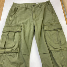 Load image into Gallery viewer, Zara cargo pants 4
