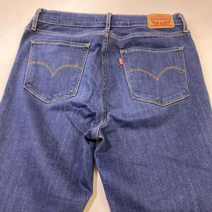 Levis high rise straight jeans 30