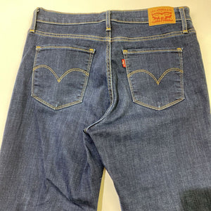 Levis shaping straight jeans 30