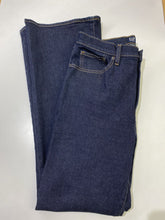 Load image into Gallery viewer, Gap 70s flair jeans 31
