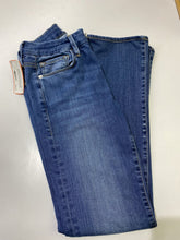 Load image into Gallery viewer, Frame Le Mini Boot jeans 26
