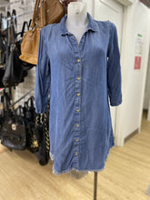 Load image into Gallery viewer, Cloth and Stone chambray dress S
