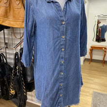 Load image into Gallery viewer, Cloth and Stone chambray dress S
