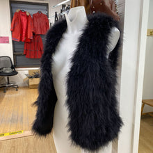 Load image into Gallery viewer, Club Monaco real feathers vest S
