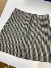 Load image into Gallery viewer, Wilfred plaid skirt 4
