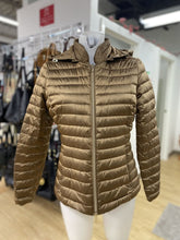 Load image into Gallery viewer, Geox quilted jacket 4
