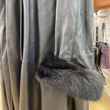 Load image into Gallery viewer, The Olde Hide House Vintage leather coat 6
