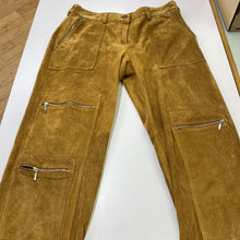 Load image into Gallery viewer, Danier suede pants 4
