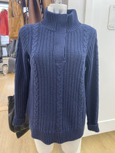 Load image into Gallery viewer, LL Bean snaps detail sweater S
