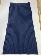 Load image into Gallery viewer, Club Monaco pull on wool skirt XS
