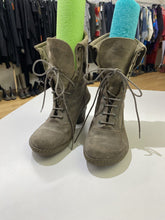 Load image into Gallery viewer, EL Natura Lista lace up boots 39
