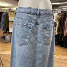 Load image into Gallery viewer, American Eagle Low Rise Maxi denim skirt 10
