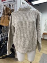 Load image into Gallery viewer, Ted Baker wool blend sweater 2(M)
