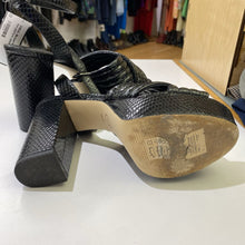 Load image into Gallery viewer, Michael Kors platform sandals 7.5
