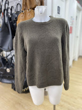 Load image into Gallery viewer, 10 Tree Highline Fuzzy Crew sweater NWT L
