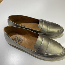 Load image into Gallery viewer, Miz Mooz Ken loafers 38
