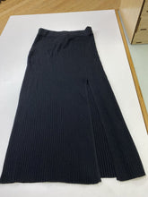 Load image into Gallery viewer, Wilfred knit skirt XS
