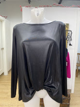 Load image into Gallery viewer, Halogen shiny top NWT S
