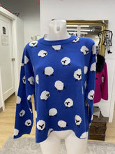 Load image into Gallery viewer, Compania Fantastica sheep sweater M
