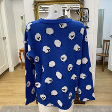 Load image into Gallery viewer, Compania Fantastica sheep sweater M
