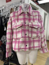 Load image into Gallery viewer, Zara plaid fuzzy jacket NWT L
