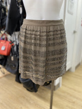 Load image into Gallery viewer, Club Monaco mini sequin skirt 00
