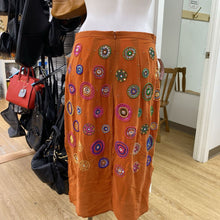 Load image into Gallery viewer, Floreat sequin skirt 4
