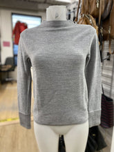 Load image into Gallery viewer, Club Monaco sweater XS
