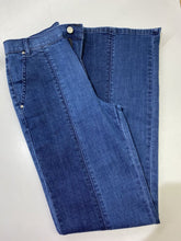 Load image into Gallery viewer, Fidelity Defazio Jeans 27 NWt
