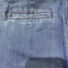 Load image into Gallery viewer, Fidelity Defazio Jeans 27 NWt
