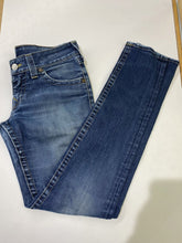 Load image into Gallery viewer, True Religion vintage jeans 30
