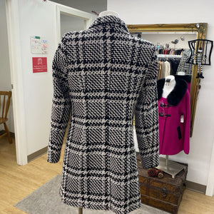 Melanie Lyne tweed coat with shawl 4