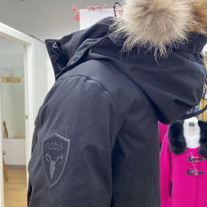 Nobis parka L