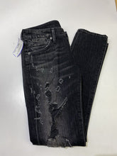 Load image into Gallery viewer, AGolde faded jeans 26
